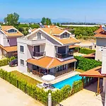 Villa Paradise Town Cordelia